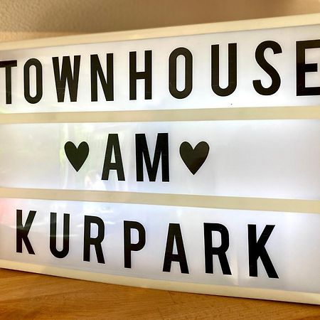 Townhouse Am Kurpark - Top Bewertet Von Familien! Ruhig, Zentral - Mit Terrasse, Parkplatz, Wallbox, Grill, Und Inklusive Waeschepaket 布劳恩拉格 外观 照片